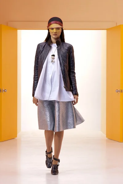 Look 9